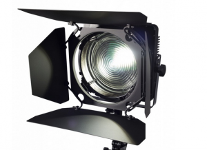F8-200 LED Fresnel